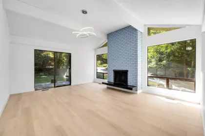 4755 Cove Cliff Road, North Vancouver, BC, North Vancouver — Single Family Residence for sale