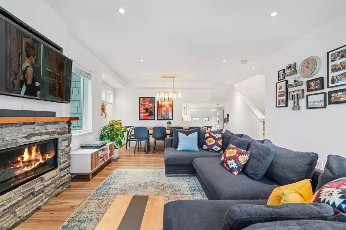 Family Room Photo of 1033 E 21st Avenue, Vancouver, BC