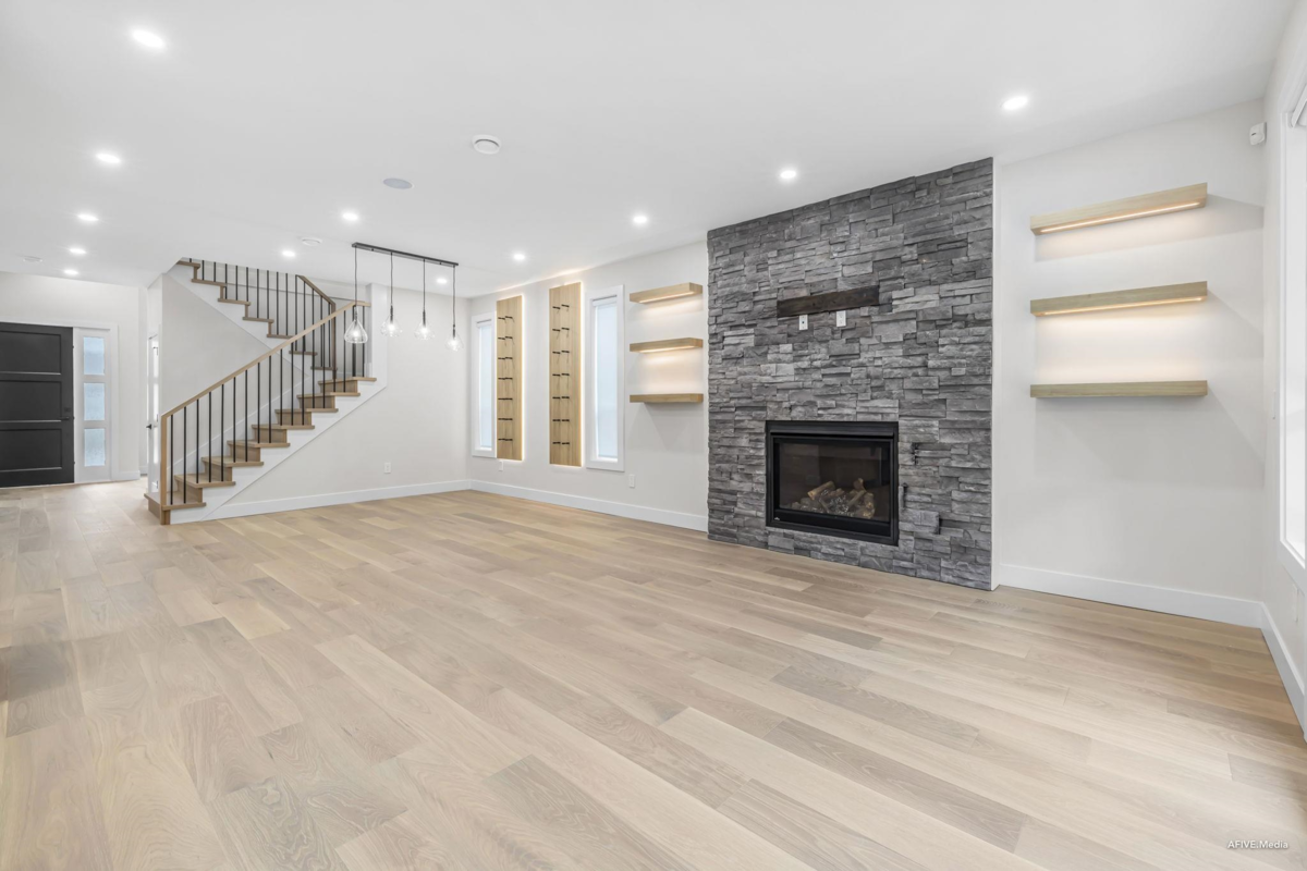 Bedroom 3 Photo of 862 Willow Place, Harrison Hot Springs, BC