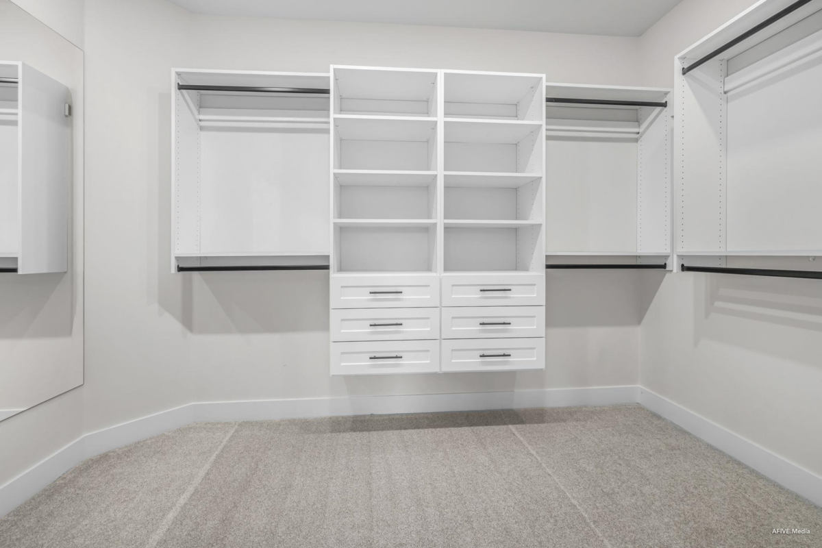 Front Yard Photo of 862 Willow Place, Harrison Hot Springs, BC