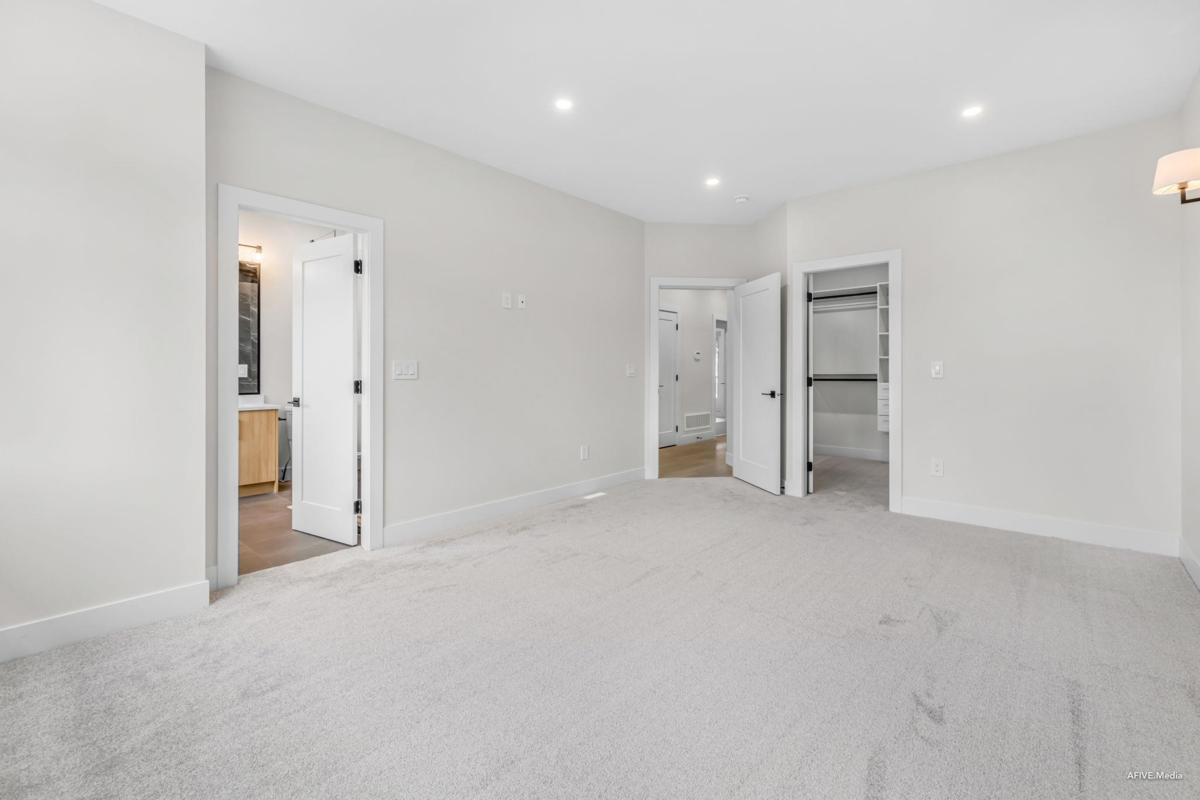 Outdoor Patio Photo of 862 Willow Place, Harrison Hot Springs, BC