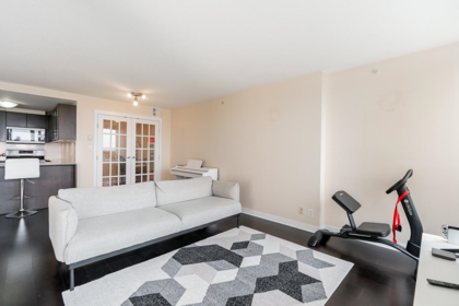 Breakfast Nook Photo of 1602 7555 Alderbridge Way, Richmond, BC