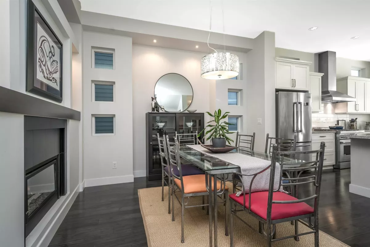Kitchen Island Photo of 16772 23 Avenue, Surrey, BC