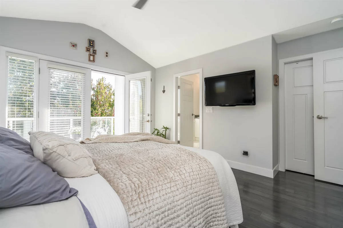 Mudroom Photo of 16772 23 Avenue, Surrey, BC