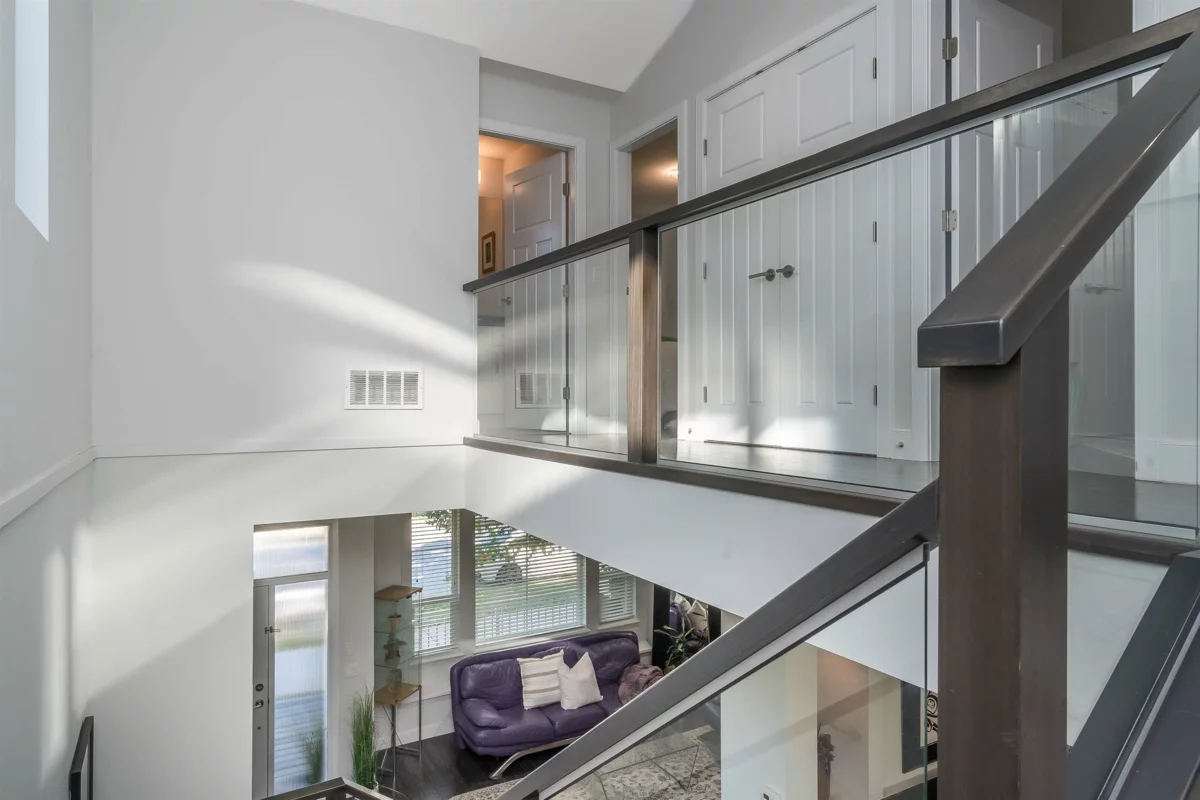 Powder Room Photo of 16772 23 Avenue, Surrey, BC