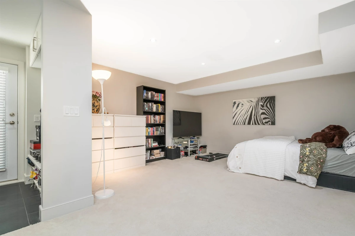 Swimming Pool Photo of 16772 23 Avenue, Surrey, BC