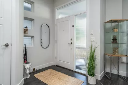 16772 23 Avenue, Surrey, BC, Surrey — Single Family Residence for sale