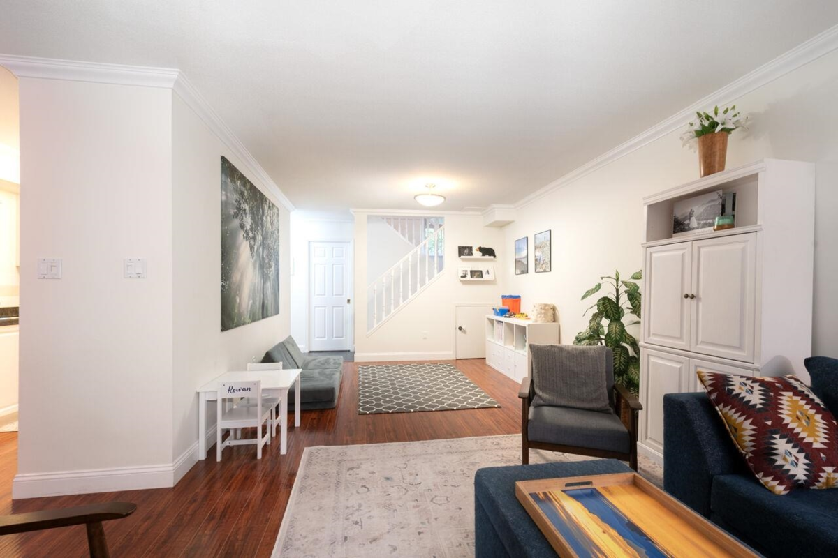 Kitchen Island Photo of 78 65 Foxwood Drive, Port Moody, BC