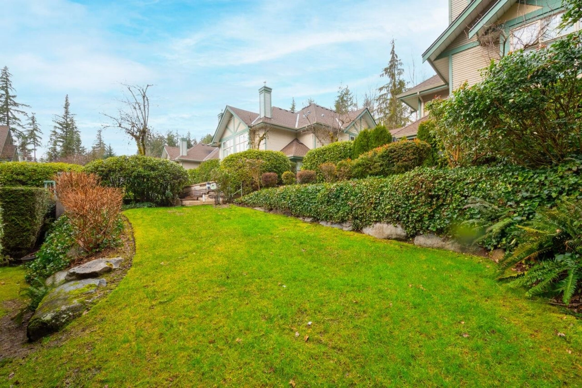 Swimming Pool Photo of 78 65 Foxwood Drive, Port Moody, BC