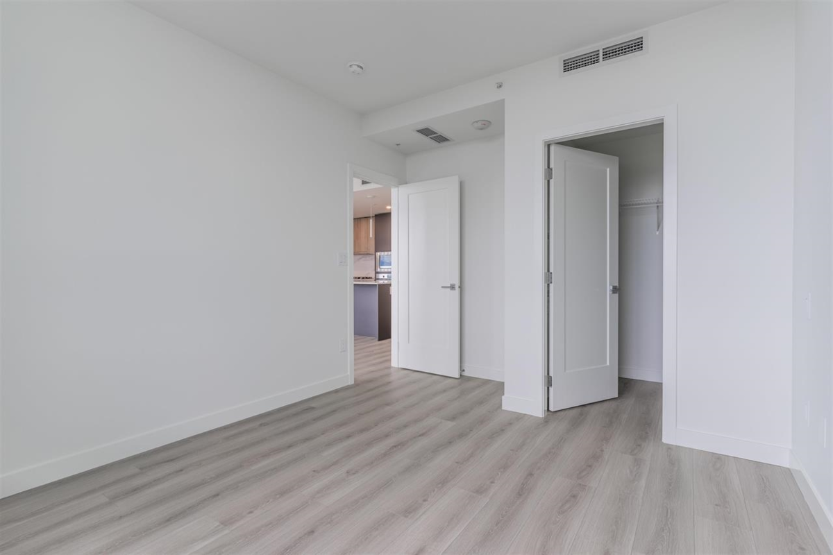 Primary Bathroom Photo of 2206 8551 201 Street, Langley, BC