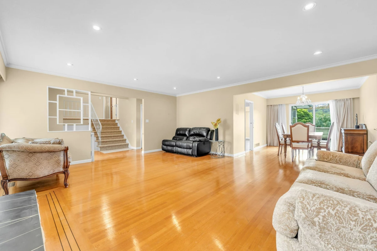 Family Room Photo of 2056 W 29th Avenue, Vancouver, BC