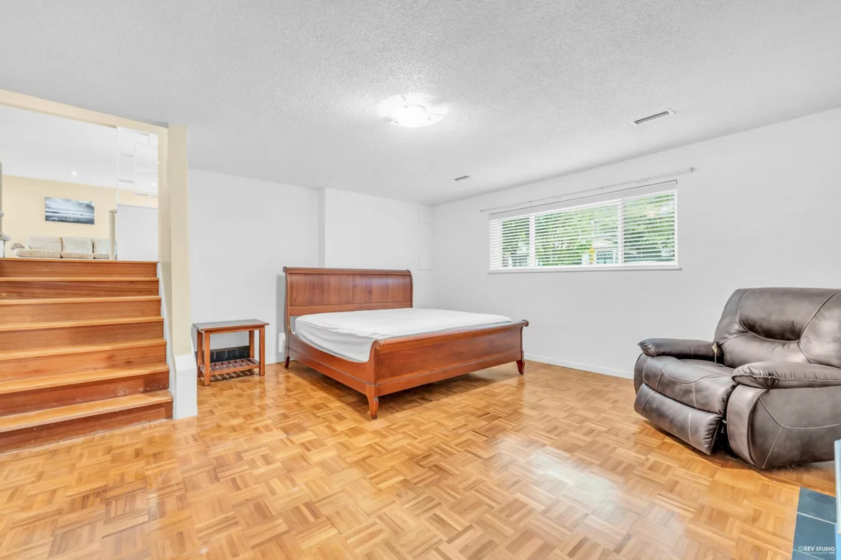 Walk-In Closet Photo of 2056 W 29th Avenue, Vancouver, BC