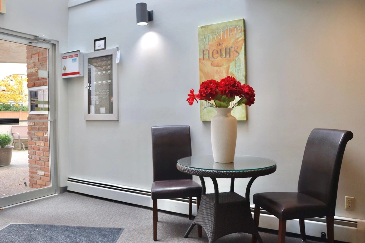 Entry Foyer Photo of 1 1860 Southmere East Crescent, Surrey, BC