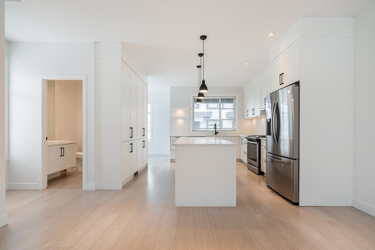 Dining Area Photo of 9 7127 193a Street, Surrey, BC
