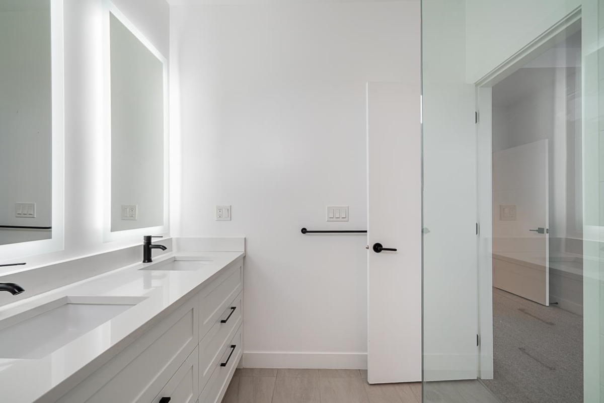 Loft / Bonus Room Photo of 9 7127 193a Street, Surrey, BC