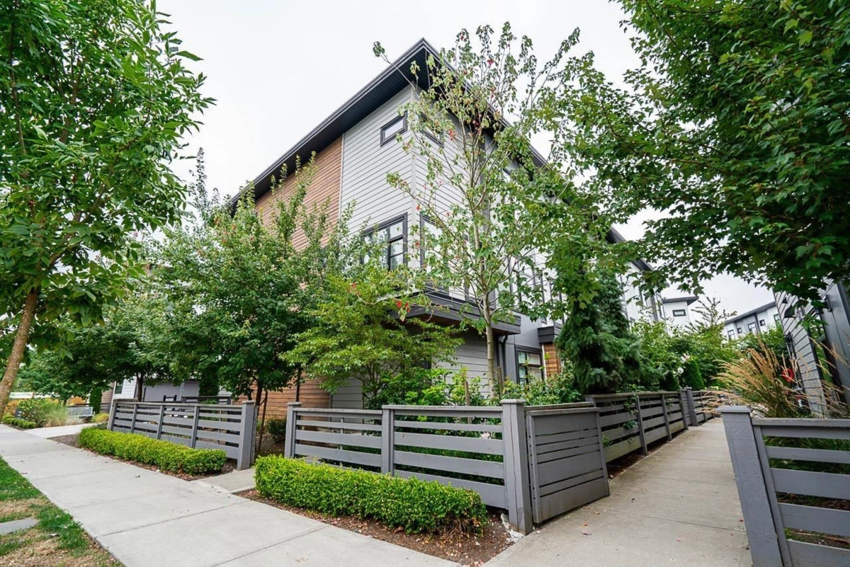 Neighborhood Park Photo Near 9 7127 193a Street, Surrey, BC