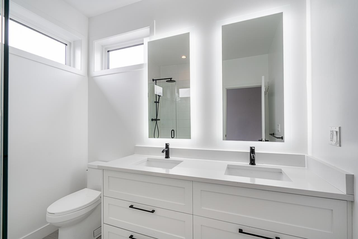 Office / Den Photo of 9 7127 193a Street, Surrey, BC