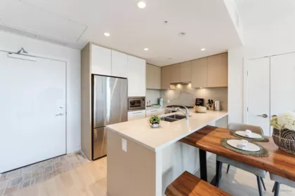 2703 567 Clarke Road, Coquitlam, BC, Coquitlam — Apartment/Condo for sale