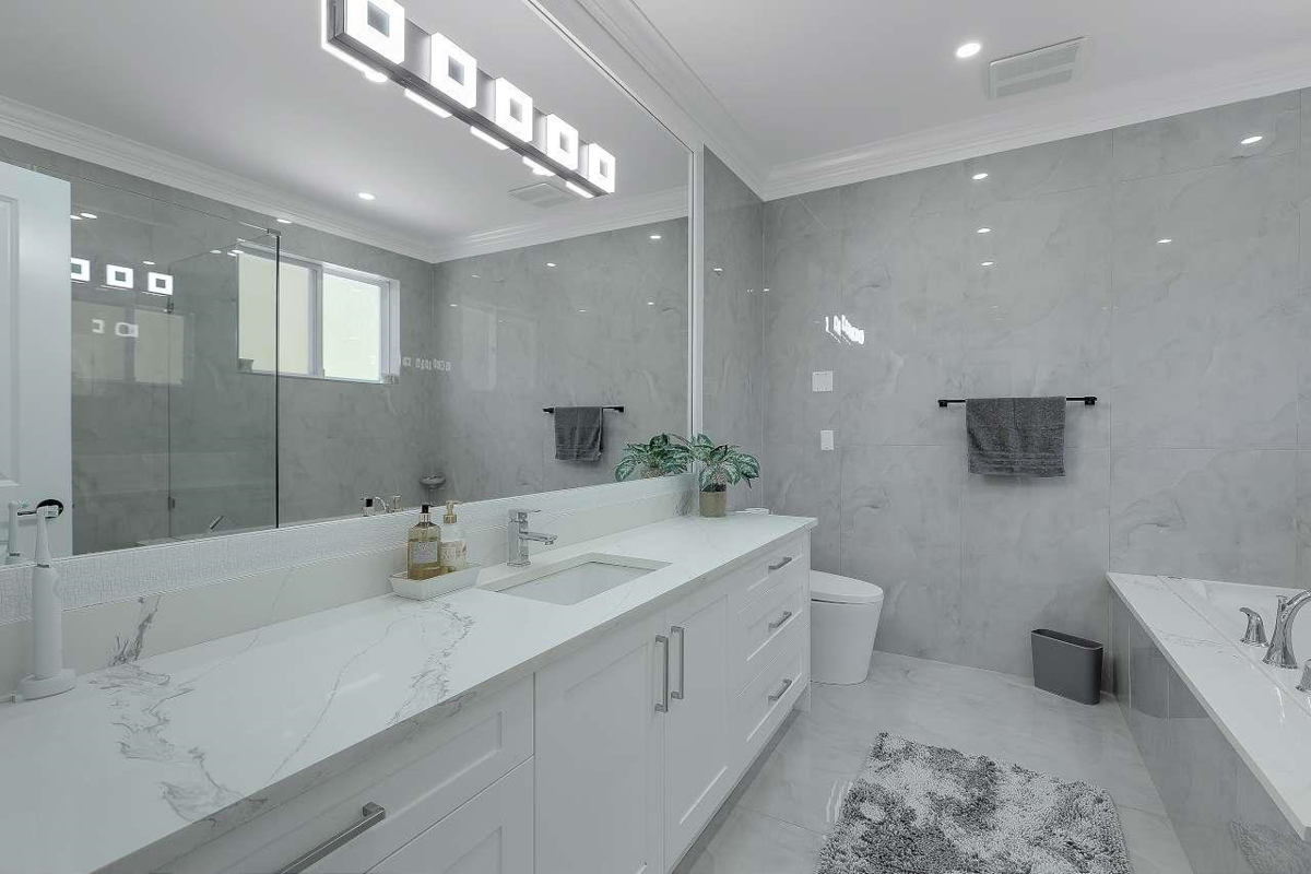 Bedroom 3 Photo of 8232 144a Street, Surrey, BC