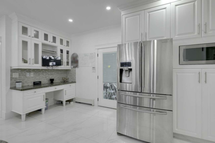 Breakfast Nook Photo of 8232 144a Street, Surrey, BC