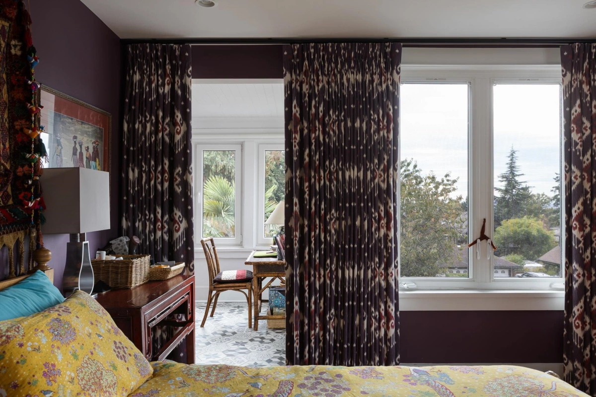 Entry Foyer Photo of 529 E 11th Street, North Vancouver, BC