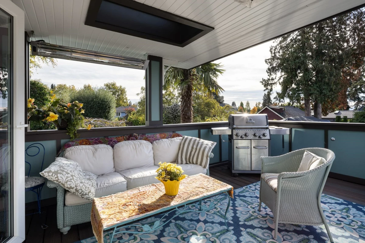 Laundry Room Photo of 529 E 11th Street, North Vancouver, BC