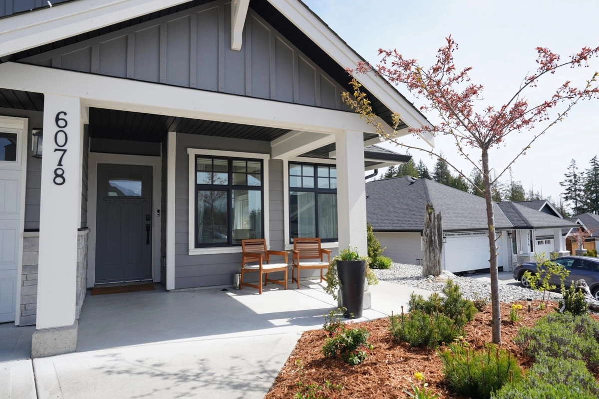 Dining Area Photo of 6078 Kingbird Avenue, Sechelt, BC