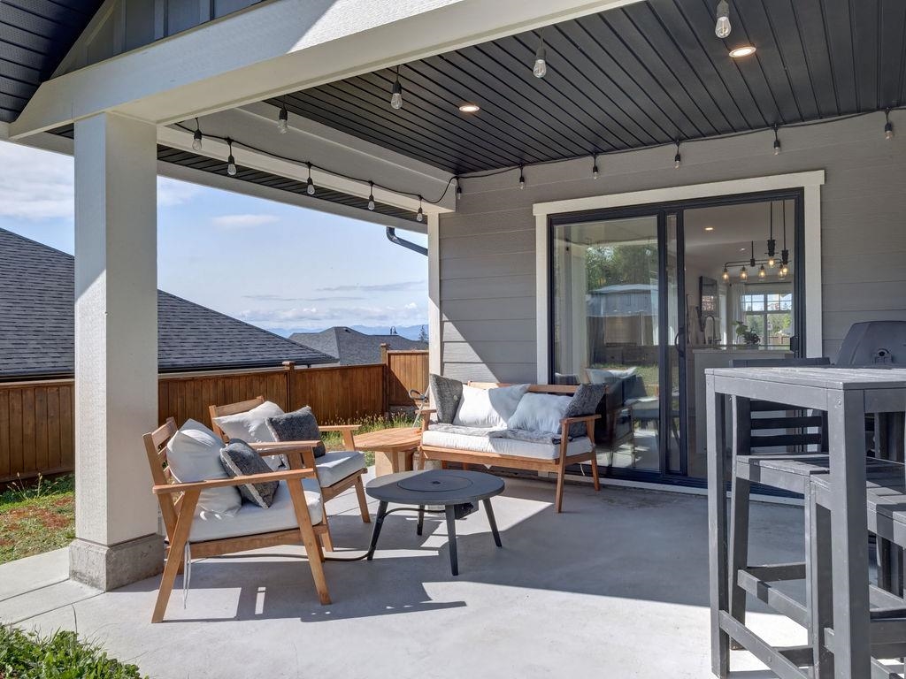 Laundry Room Photo of 6078 Kingbird Avenue, Sechelt, BC