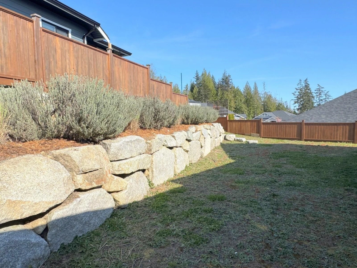 Outdoor Kitchen Photo of 6078 Kingbird Avenue, Sechelt, BC