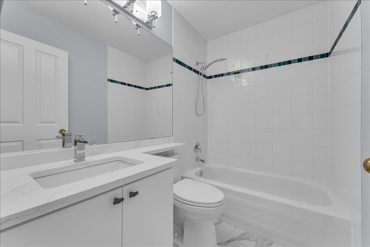 Staircase Photo of 14852 58 Avenue, Surrey, BC