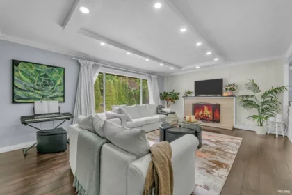 4380 Woodcrest Road, West Vancouver, BC