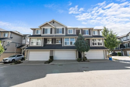 44 20831 70 Avenue, Langley, BC, Langley — Townhouse for sale