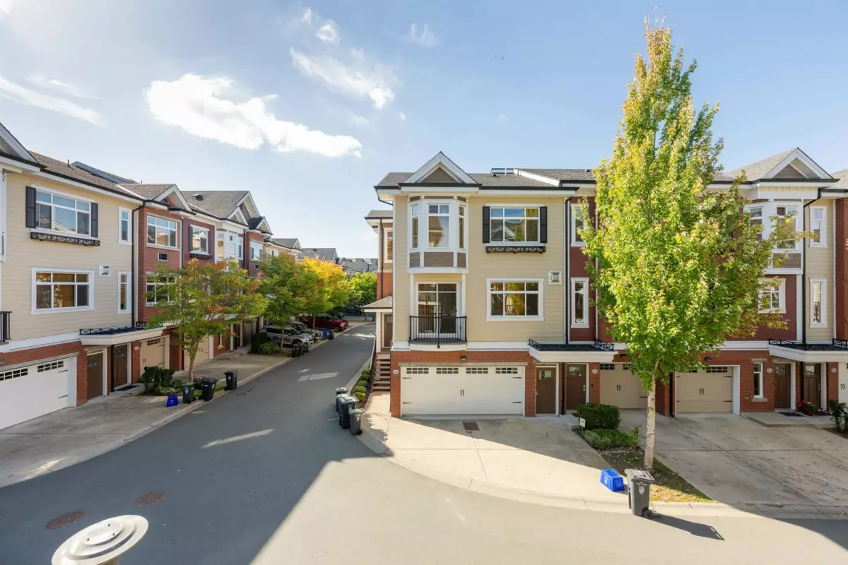 Basement Recreation Room Photo of 34 8068 207 Street, Langley, BC