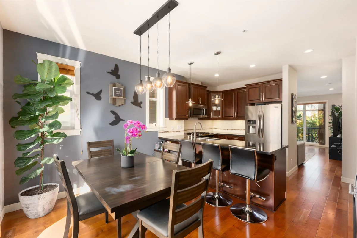 Dining Area Photo of 34 8068 207 Street, Langley, BC