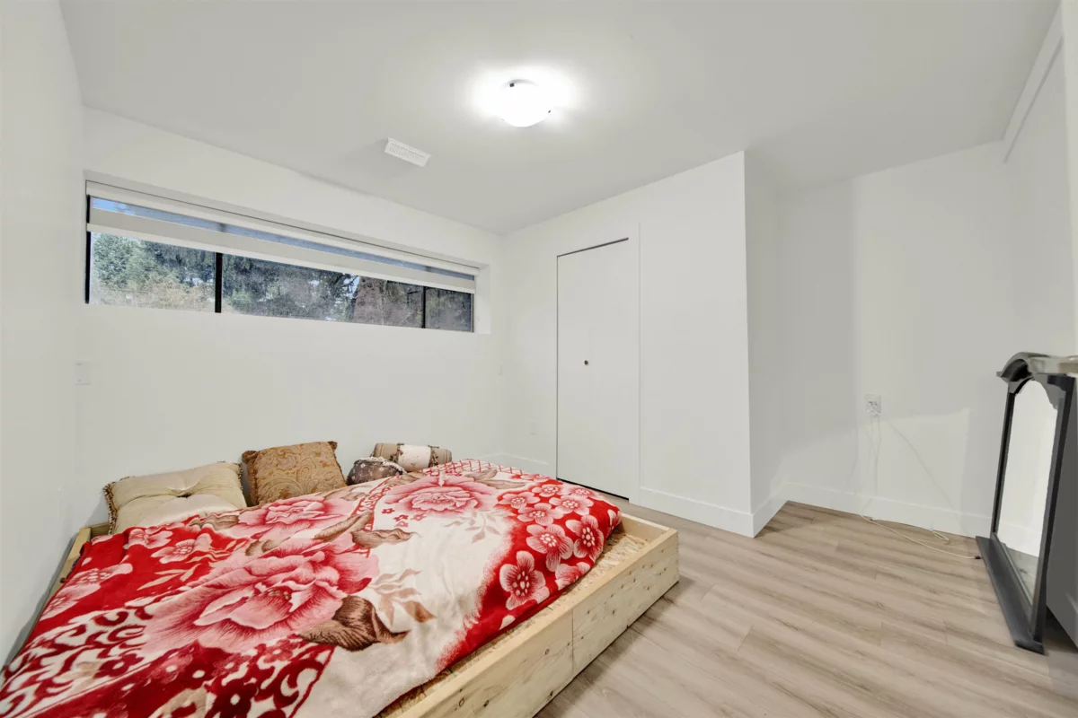 Powder Room Photo of 11715 83a Avenue, Delta, BC