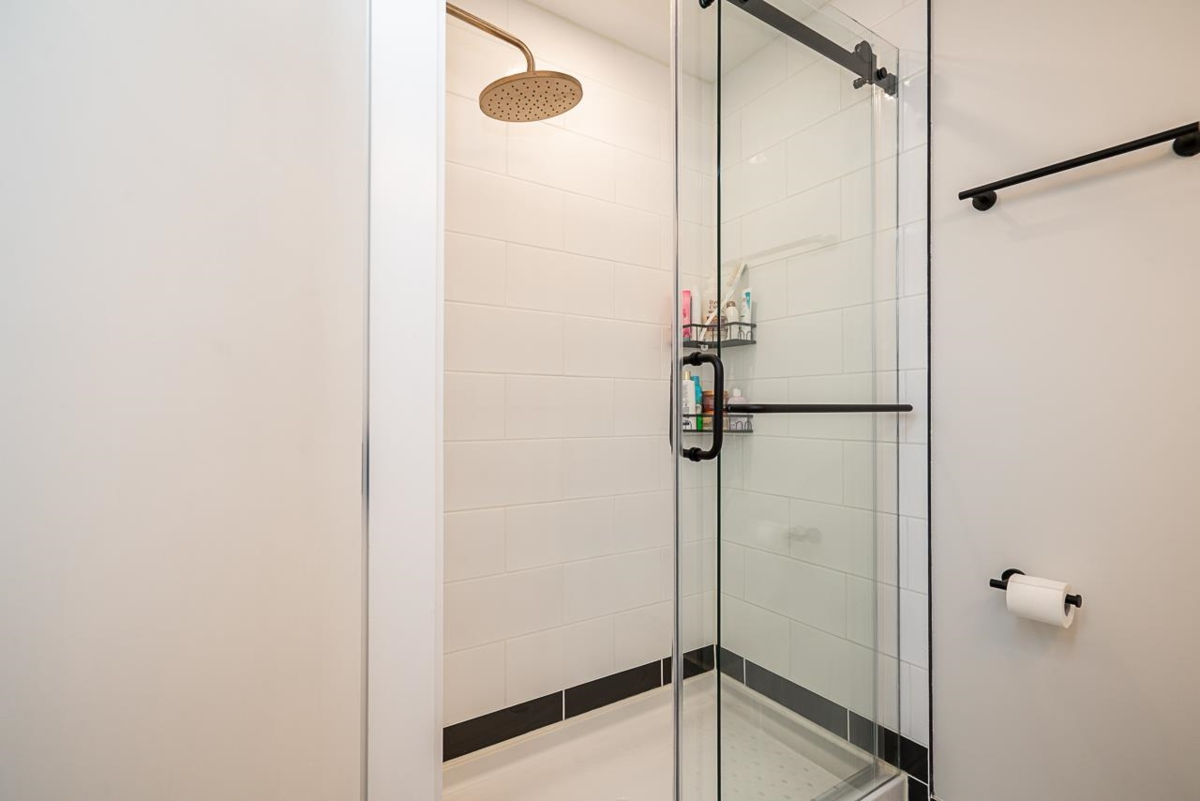 Entry Foyer Photo of 5458 Chestnut Crescent, Delta, BC