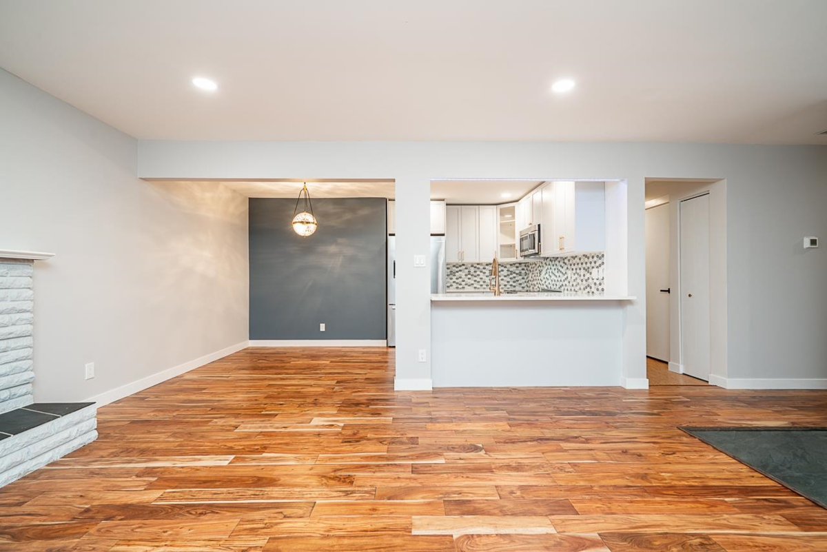 Walk-In Closet Photo of 5458 Chestnut Crescent, Delta, BC