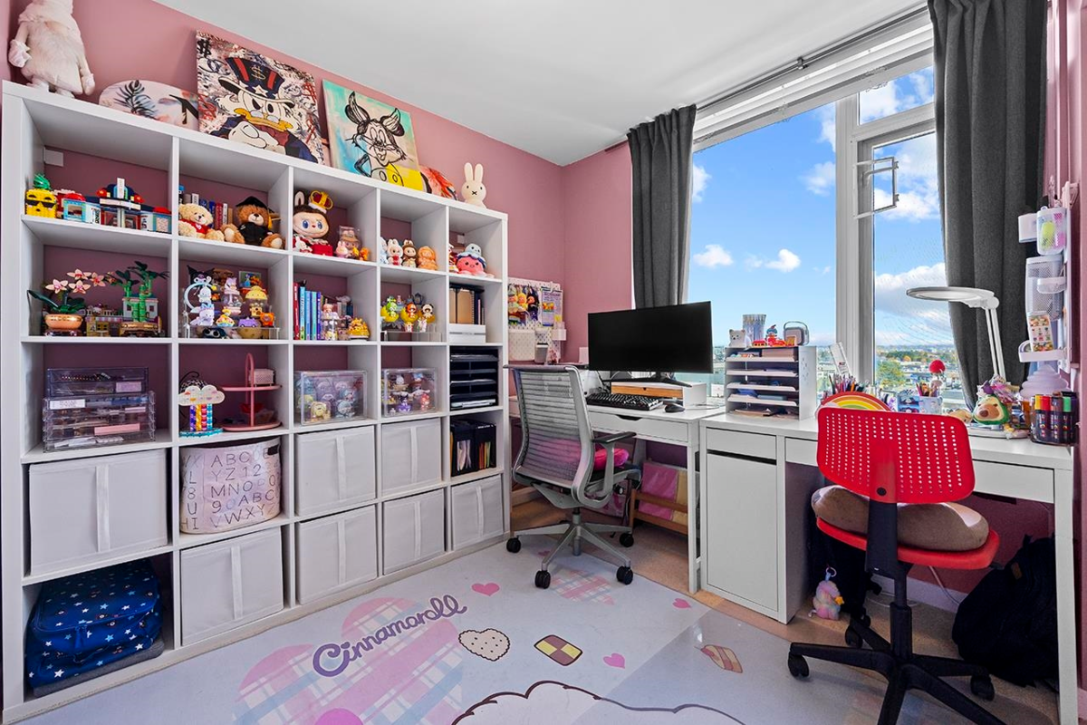 Loft / Bonus Room Photo of 1007 7708 Alderbridge Way, Richmond, BC