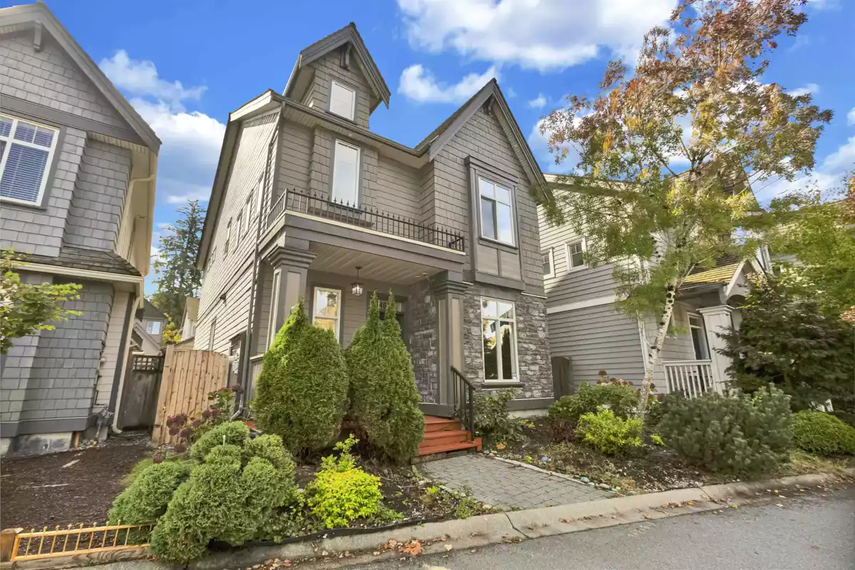 Garage Interior Photo of 14636 36a Avenue, Surrey, BC