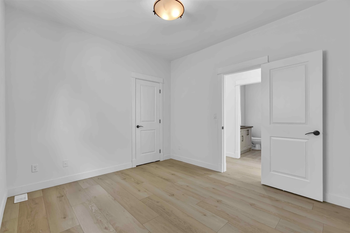 Powder Room Photo of 14636 36a Avenue, Surrey, BC