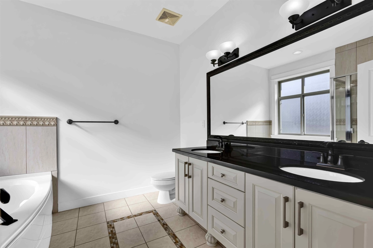 Primary Bedroom Photo of 14636 36a Avenue, Surrey, BC