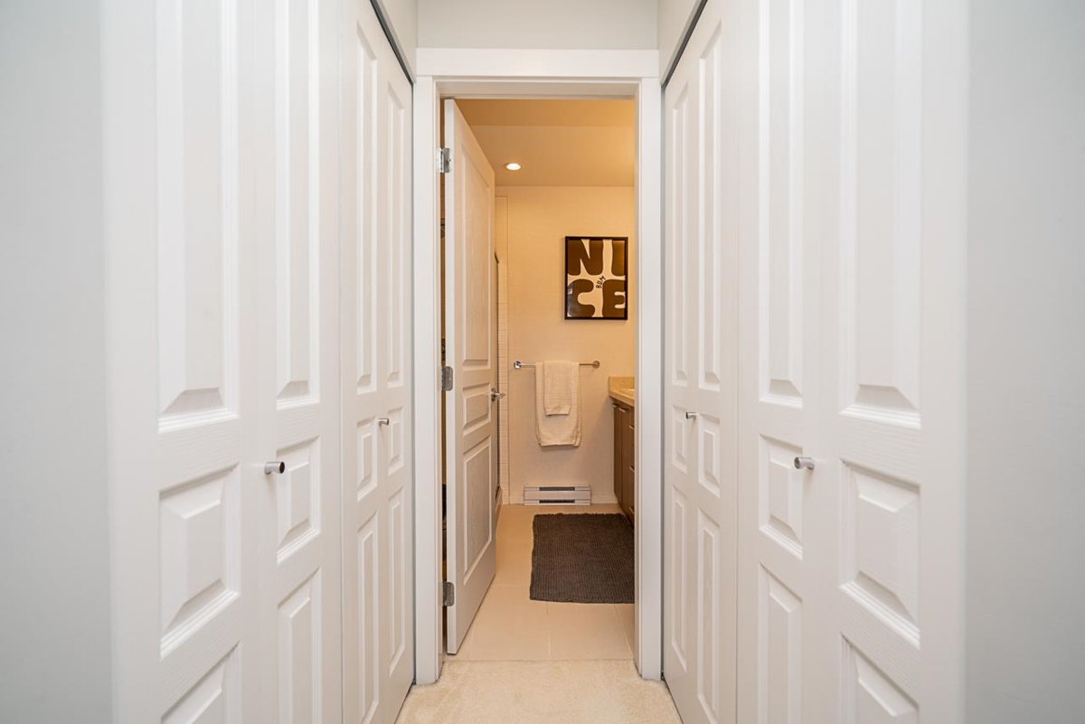 Entry Foyer Photo of 3 1338 Hames Crescent, Coquitlam, BC