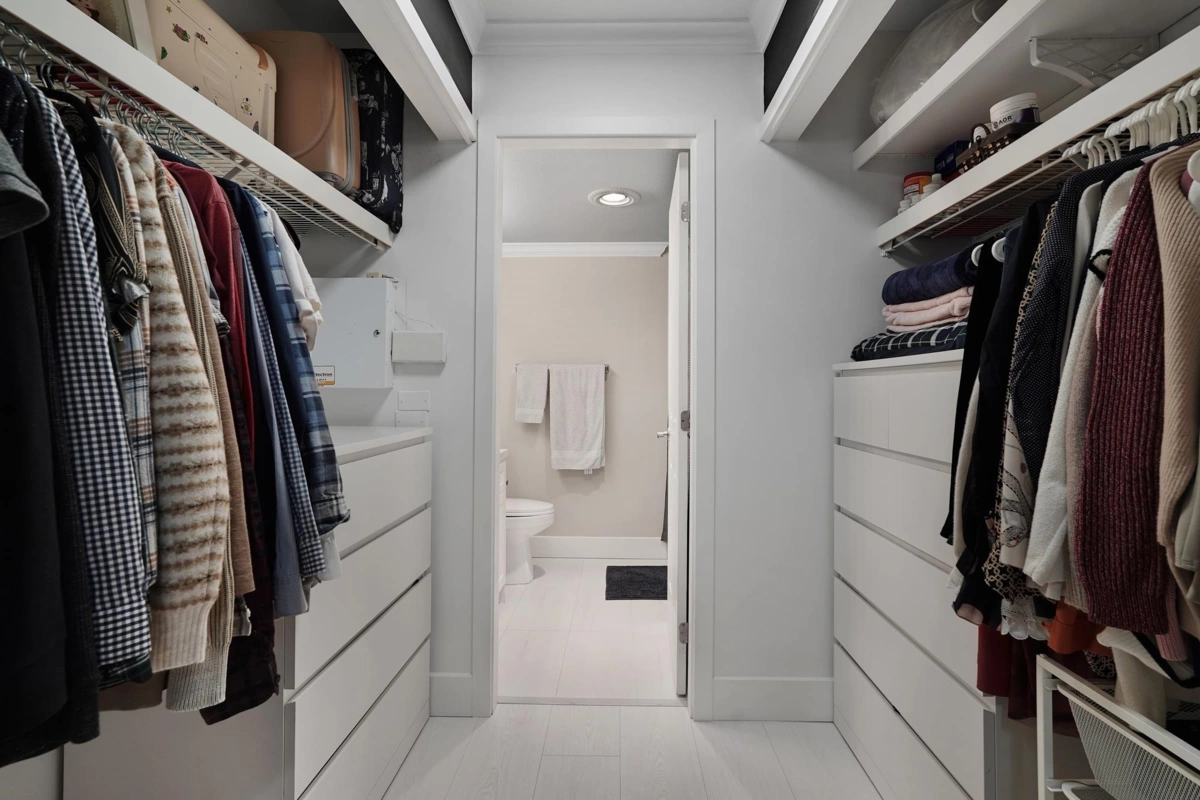 Walk-In Closet Photo of 303 5465 201 Street, Langley, BC