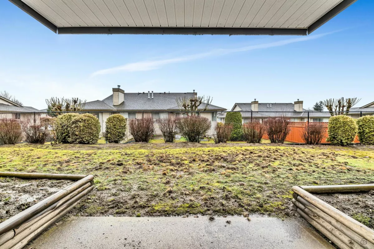 Garage Interior Photo of 144 3080 Townline Road, Abbotsford, BC