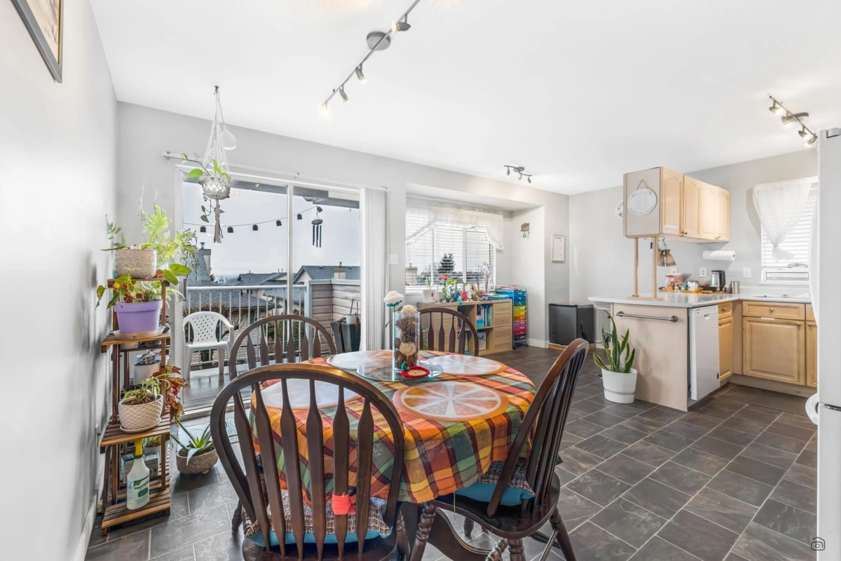 Primary Bathroom Photo of 144 3080 Townline Road, Abbotsford, BC