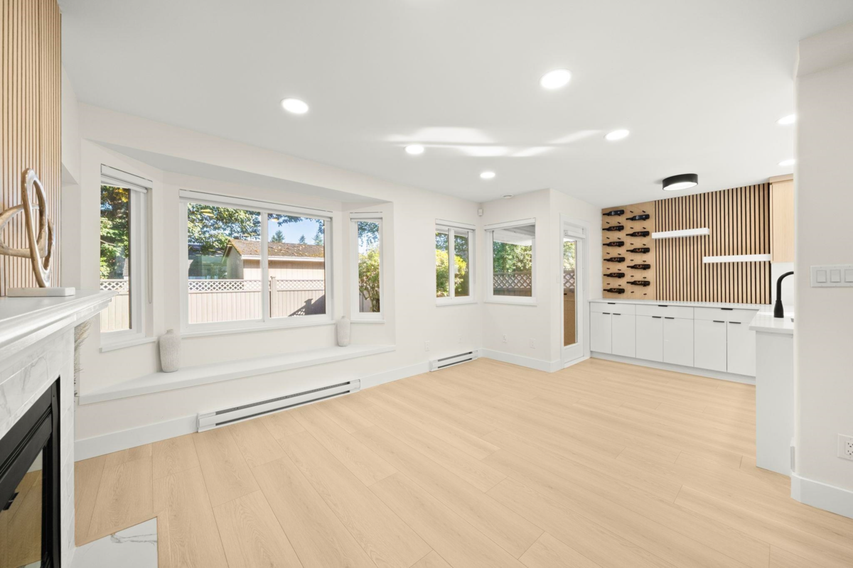 Family Room Photo of 13 11950 232 Street, Maple Ridge, BC