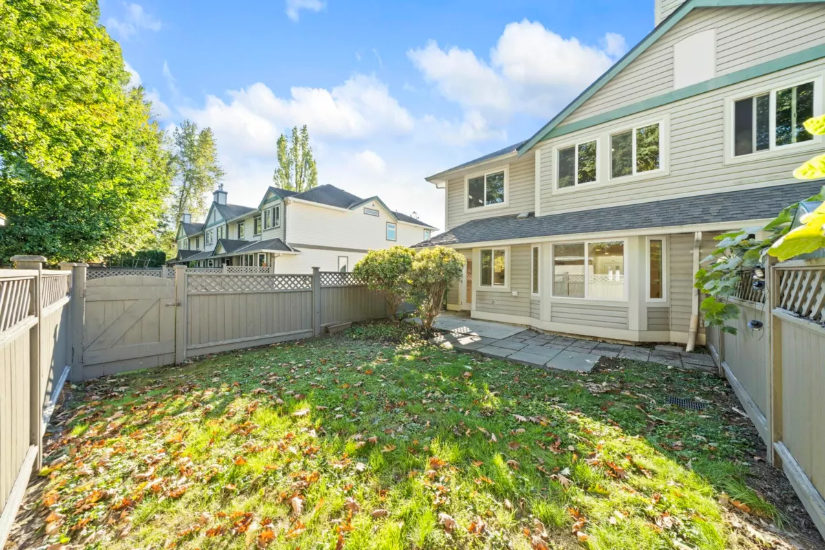 Garden / Landscaping Photo of 13 11950 232 Street, Maple Ridge, BC