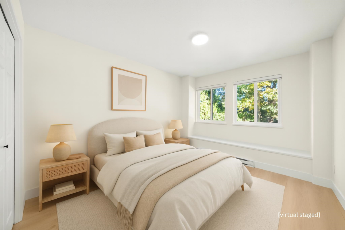 Hallway Photo of 13 11950 232 Street, Maple Ridge, BC