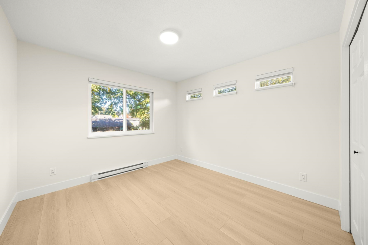 Mudroom Photo of 13 11950 232 Street, Maple Ridge, BC