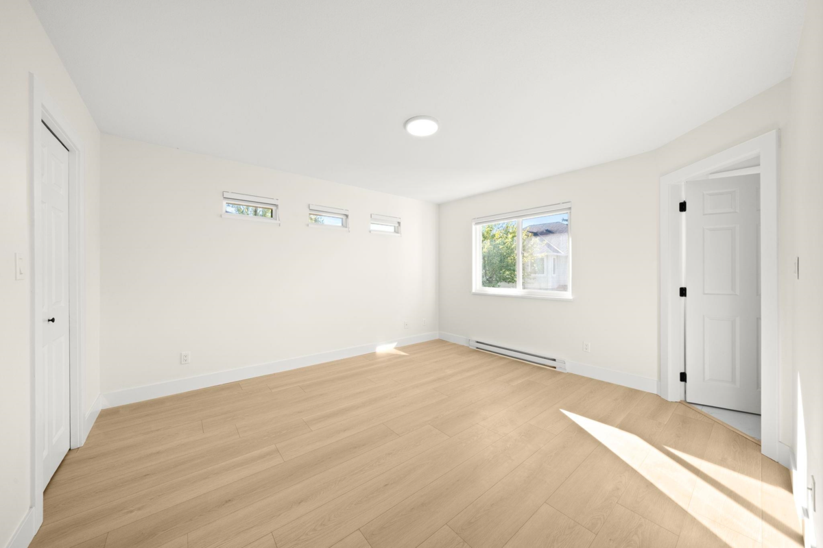 Powder Room Photo of 13 11950 232 Street, Maple Ridge, BC